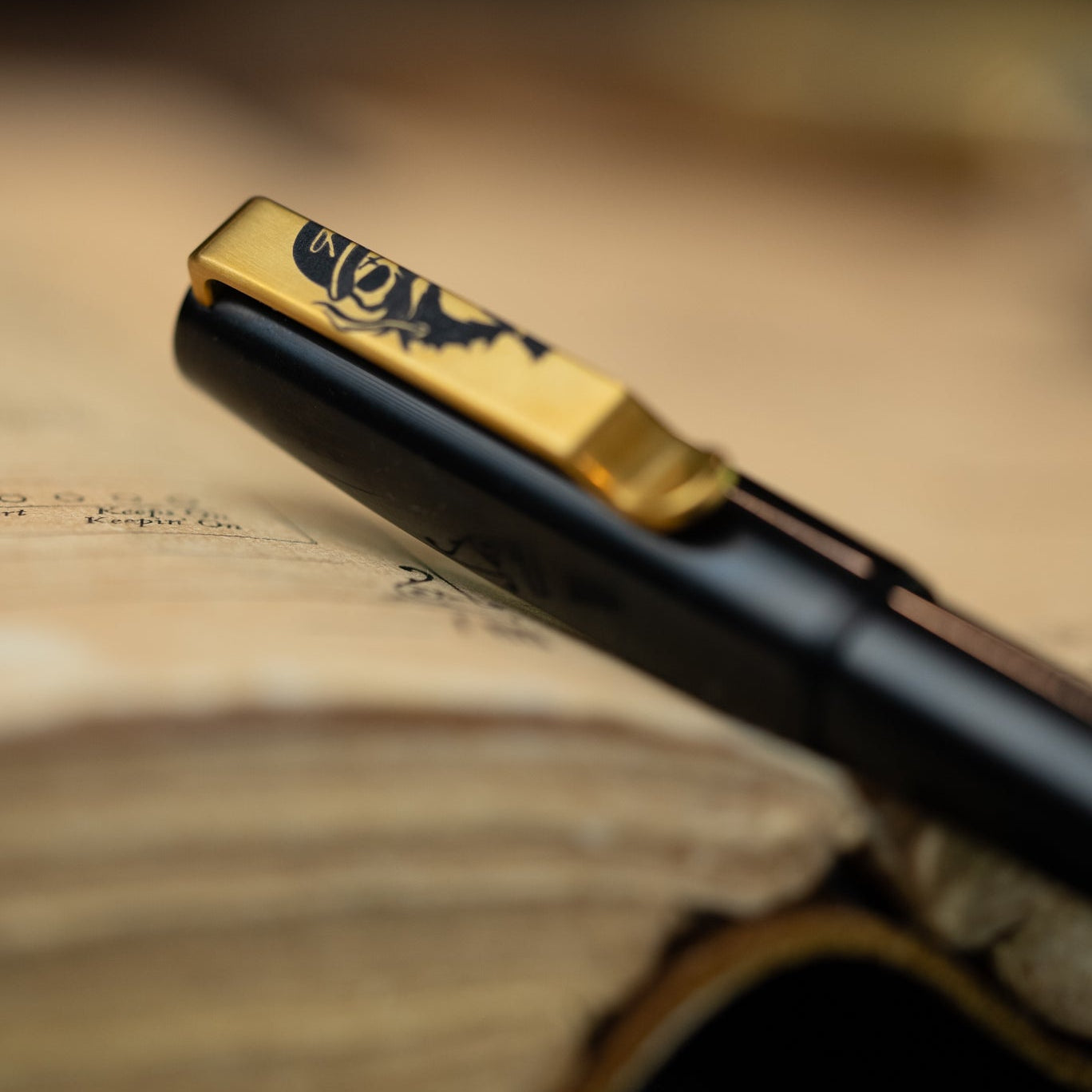 Jeremy Siers x Big Idea Design Titanium Fountain EDC Pen – Black & Gold