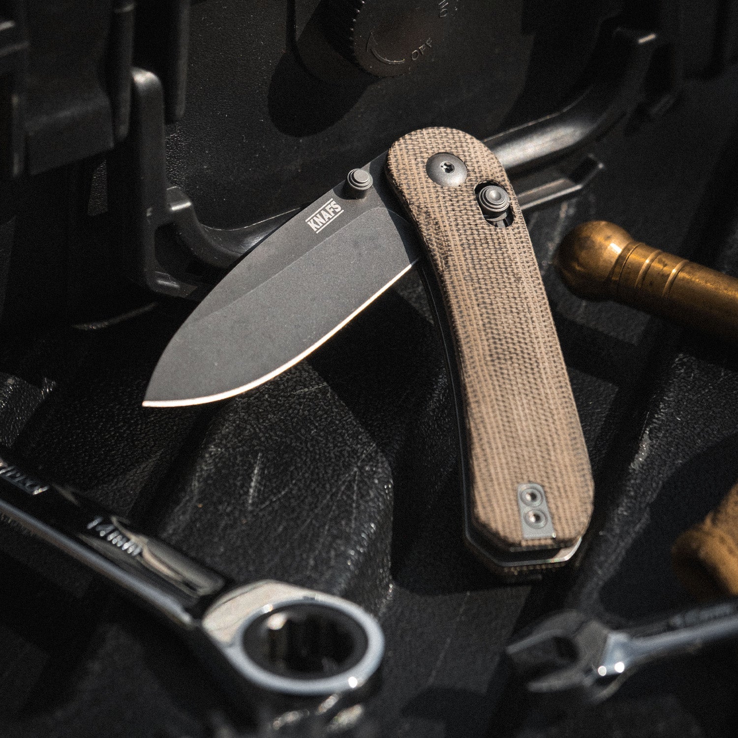 Lander 3 Pocket Knife - Moondust Micarta - Clutch Lock